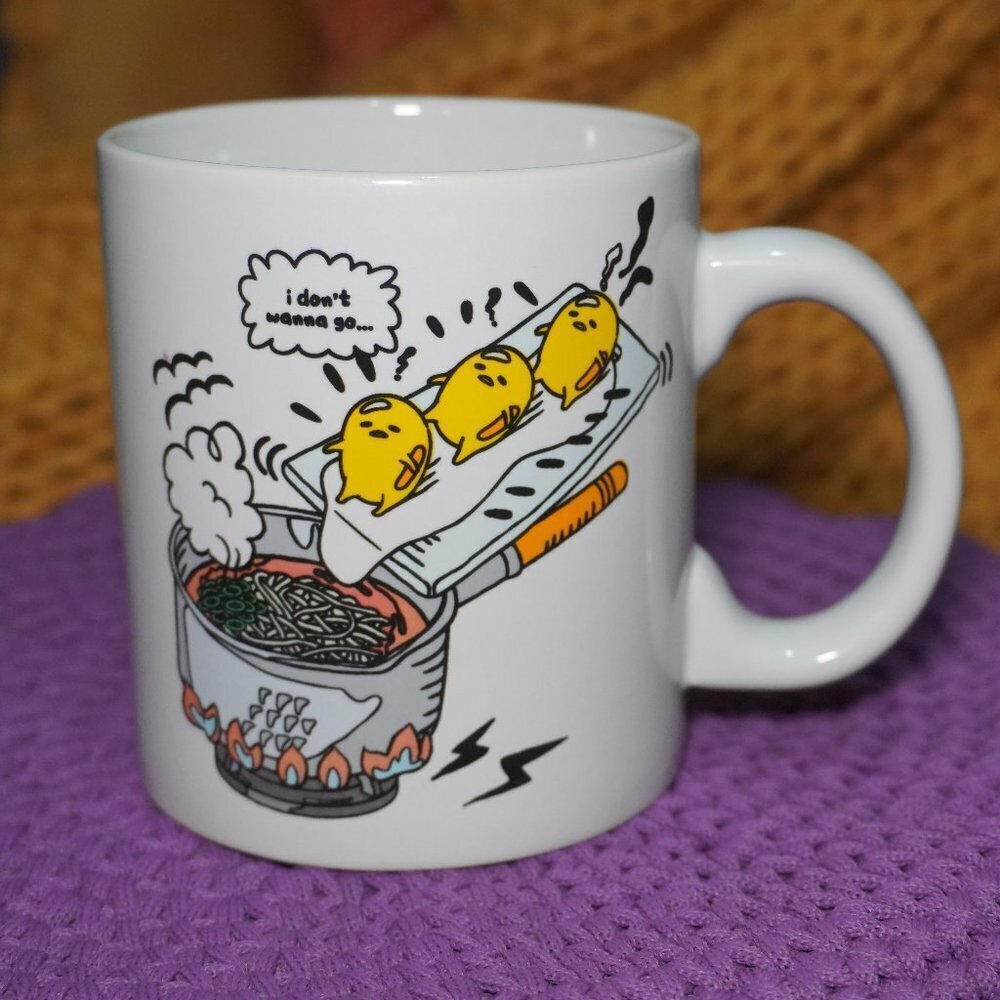 Sanrio Gudetama The Lazy Egg 4" Ceramic White Mug " I Don't Wanna Go " Cartoon